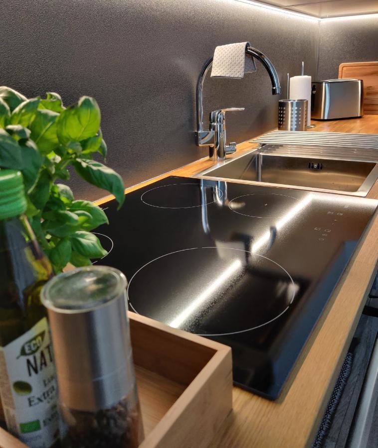 Trendy Apartment In The Heart Of Green Lahti, Free Parking المظهر الخارجي الصورة